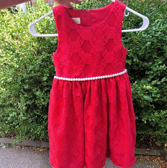 fitted lace wedding dress Red Princess Dress with Pearl-Embellished Colar